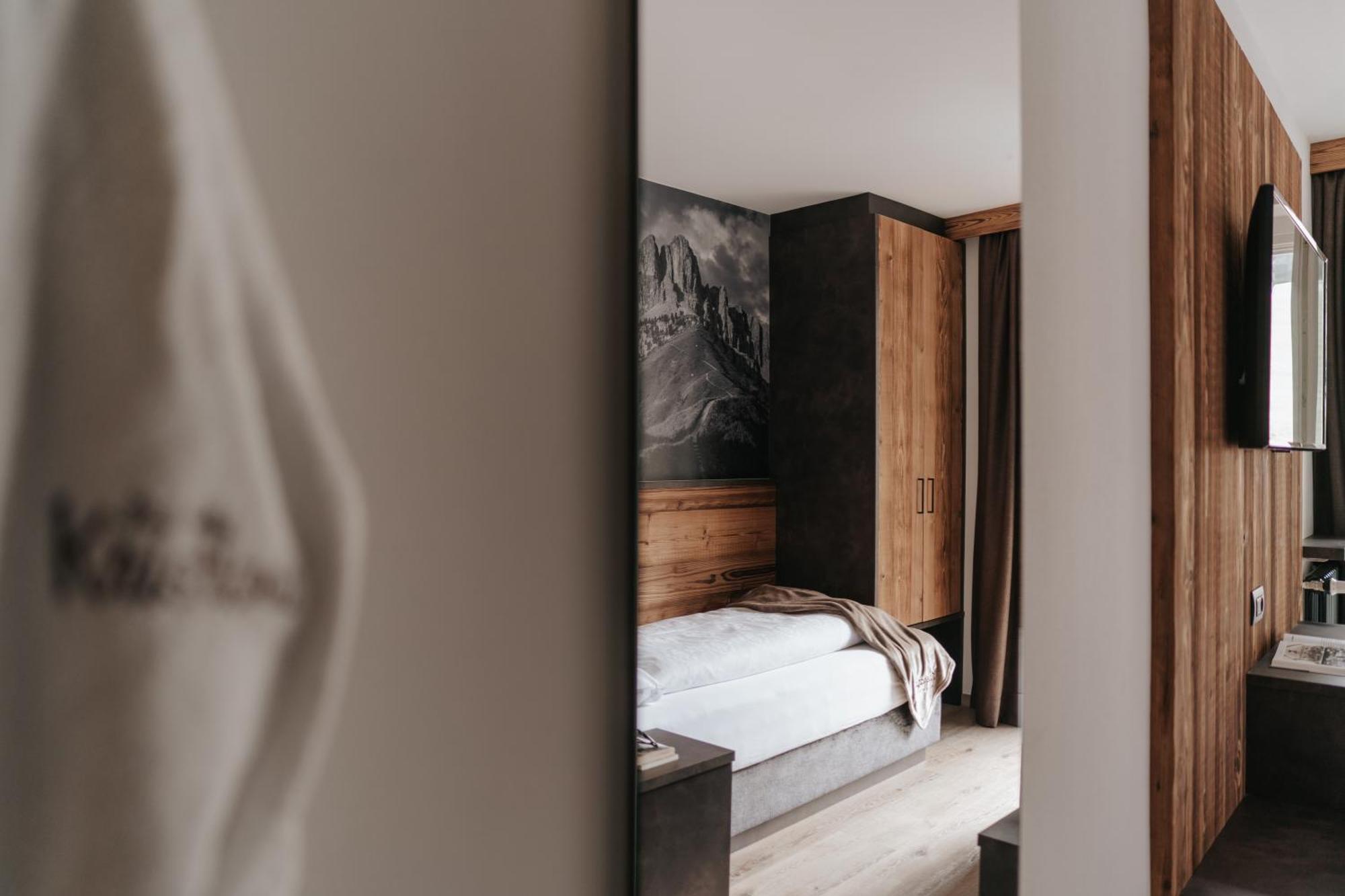 Single Room,1688818599:JPEG